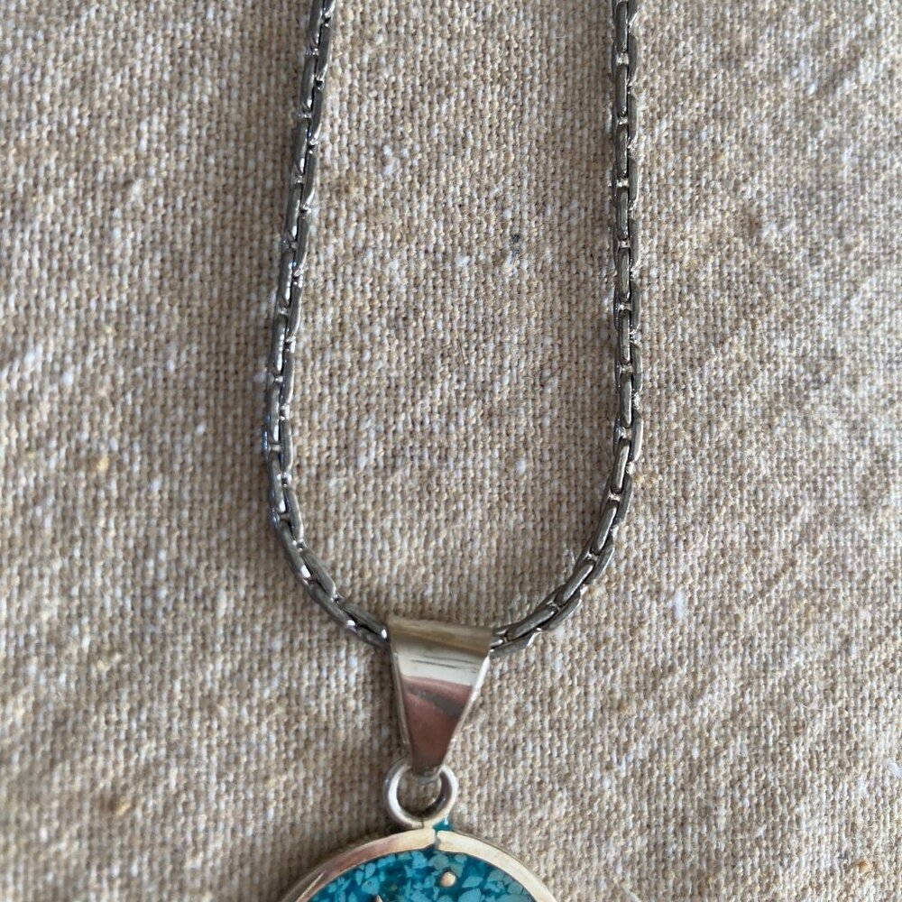 Sterling Silver & Turquoise Pendant on Chain - Picture 6 of 11